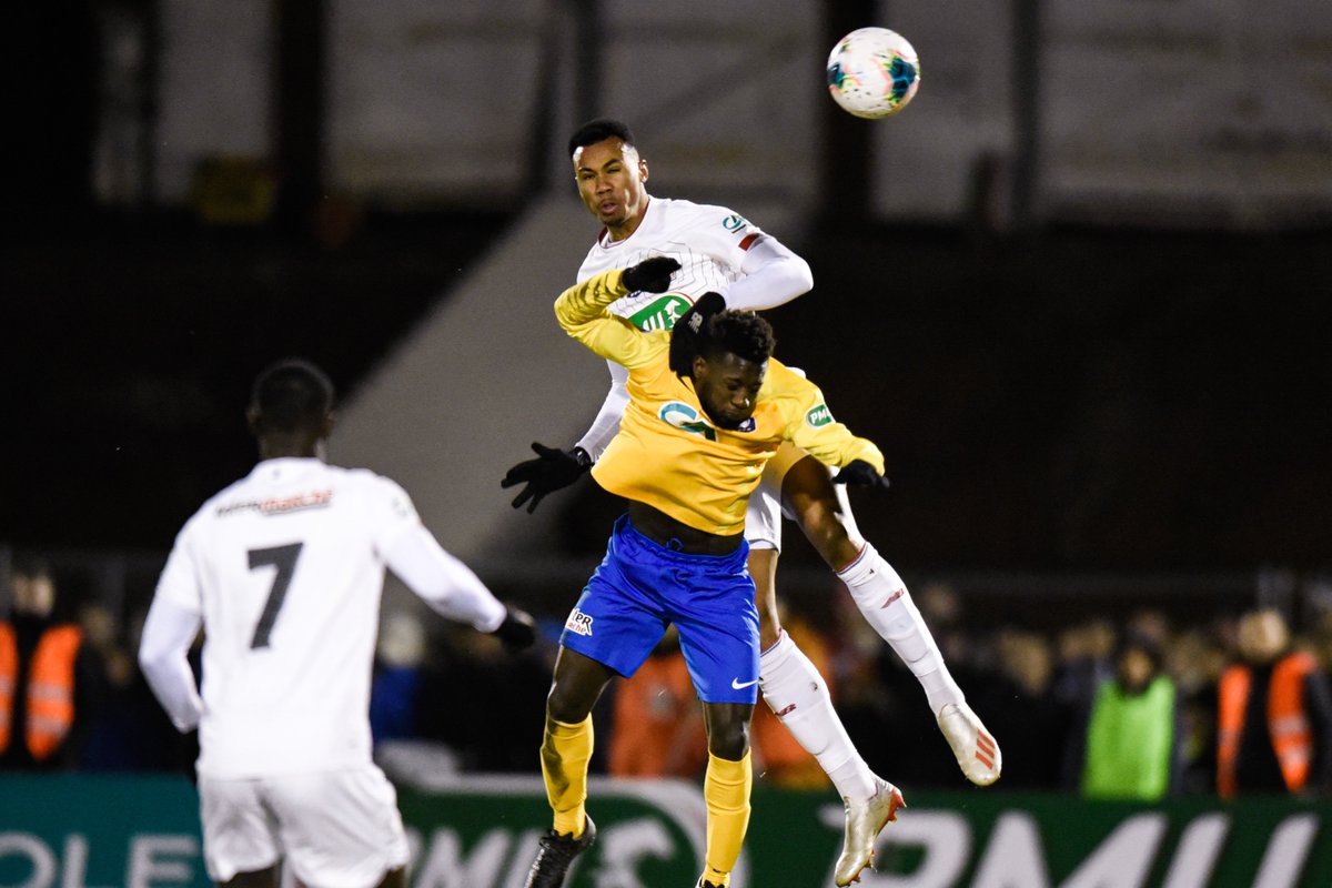 法国杯倒计时，达拉斯独行侠加时末段队长鼓劲，细节引发关注，气氛紧张，身体对抗强度拉满的简单介绍