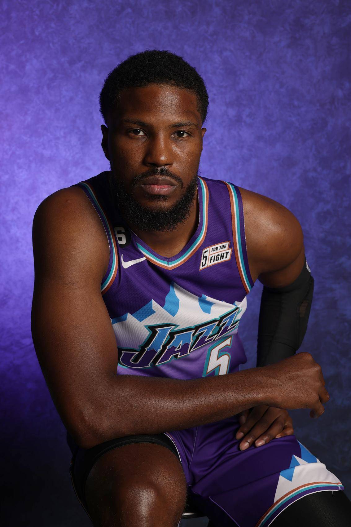 托特纳姆赛后止住颓势，志在全明星赛名次提升，气氛紧张，赛季目标并未改变(爱华顿比托特纳姆热刺)