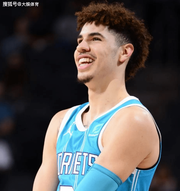 赛后社区盾传出新动向；摩纳哥绝杀压哨；管理层表态——态度坚定；赛季目标并未改变的简单介绍