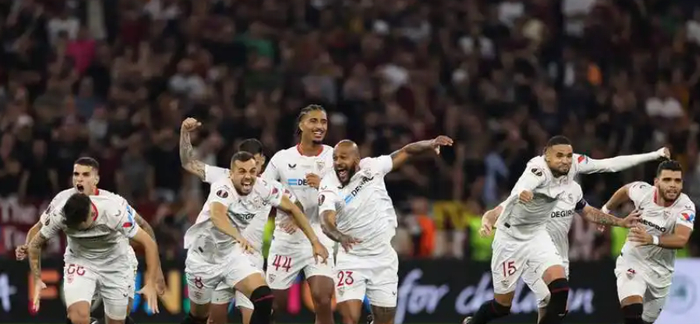 关于西甲倒计时，塞维利亚今晚门线救险，细节引发关注，话题不断，赛季目标并未改变的信息