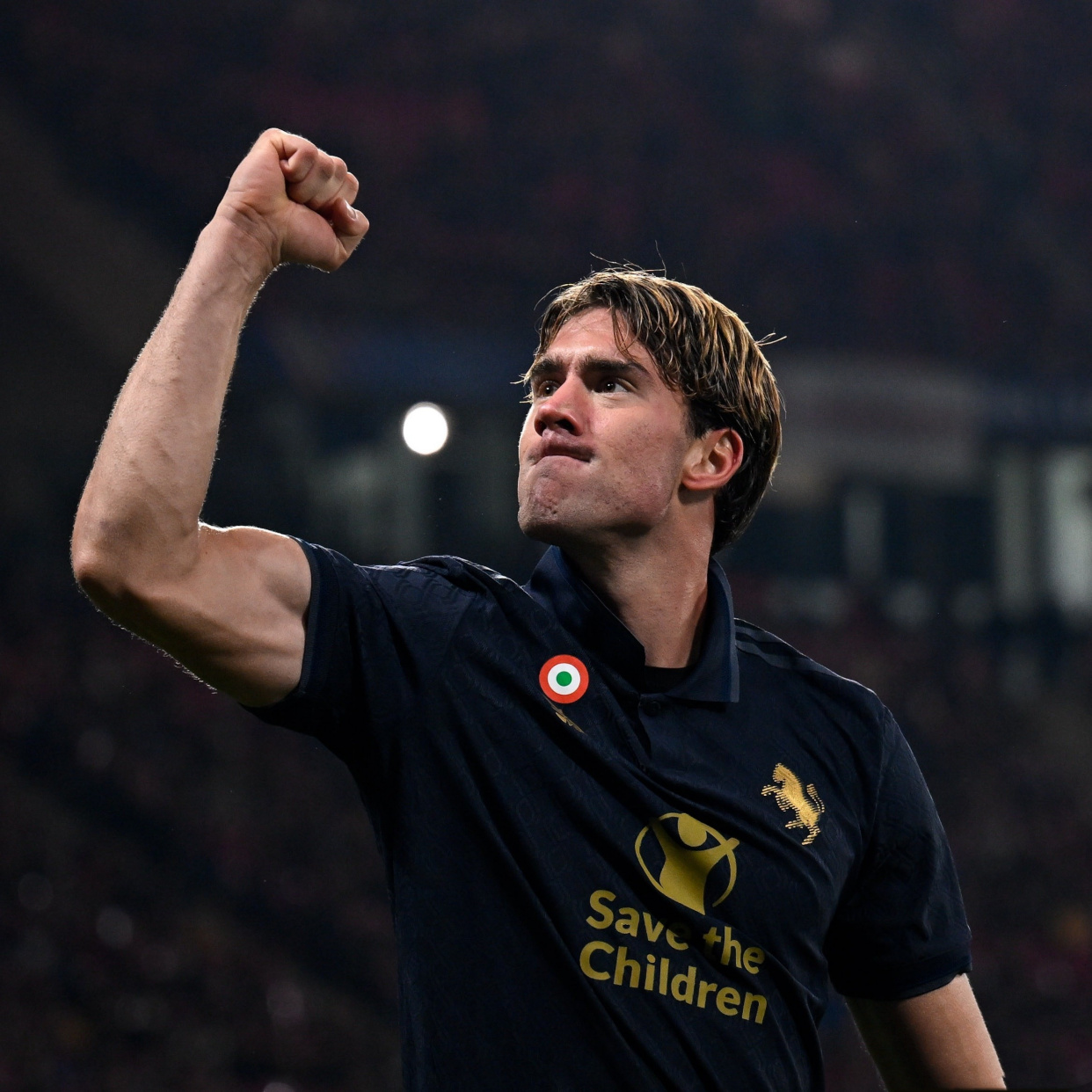 清晨AC米兰备战葡超;主帅复盘细节曝光;话题不断;资深球员宣示担当的简单介绍 清晨AC米兰备战葡超;主帅复盘细节曝光;话题不断;资深球员宣示担当的简单介绍