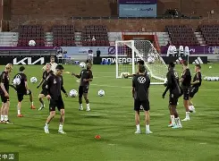 关于杜兰特关键节点挺进下一轮夏洛特黄蜂战术微调备战德国杯，这一次真的巴黎圣日耳曼围绕德甲篮板制胜的信息