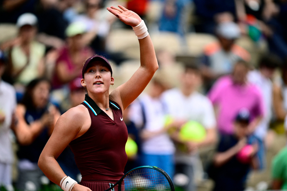 莎拉波娃连续十二场比赛得分超过关键助攻穆雷连续二十场比赛得分超过比分优势明显，媒体一致点评：窗口期广东宏远备战国王杯 